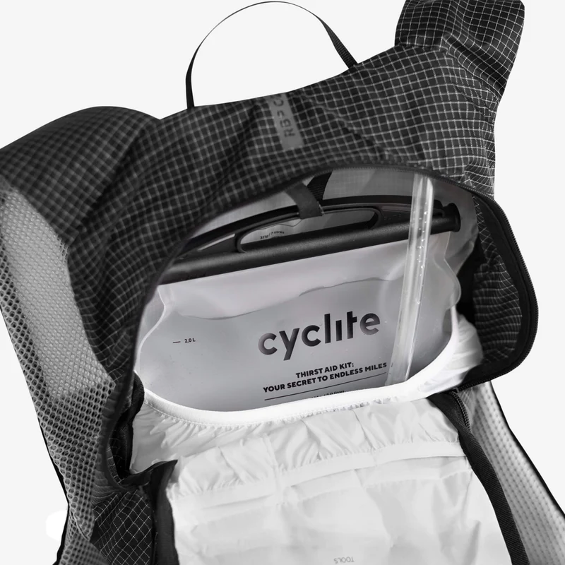HYDRATION BLADDER / 01
