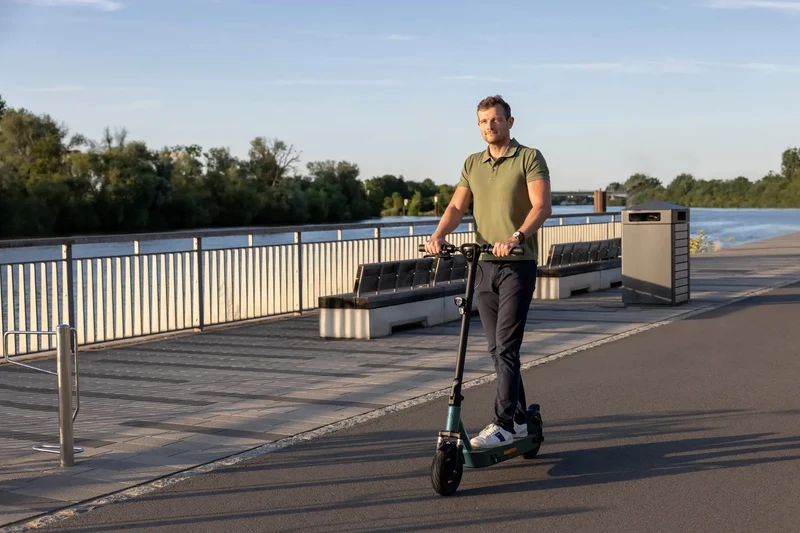 E-Scooter ePF-2 XT 835 mit Straßenzulassung