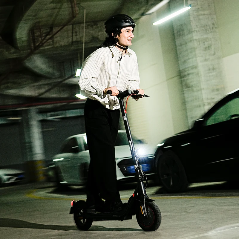 iScooter i9M 500W 10 Zoll E-Scooter für Pendler mit Straßenzulassung