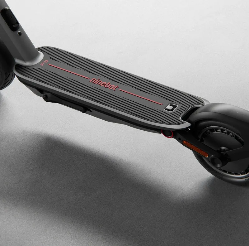 Ninebot eKickScooter F3 PRO E - 25 kmh (keine Straßenzulassung in DE)