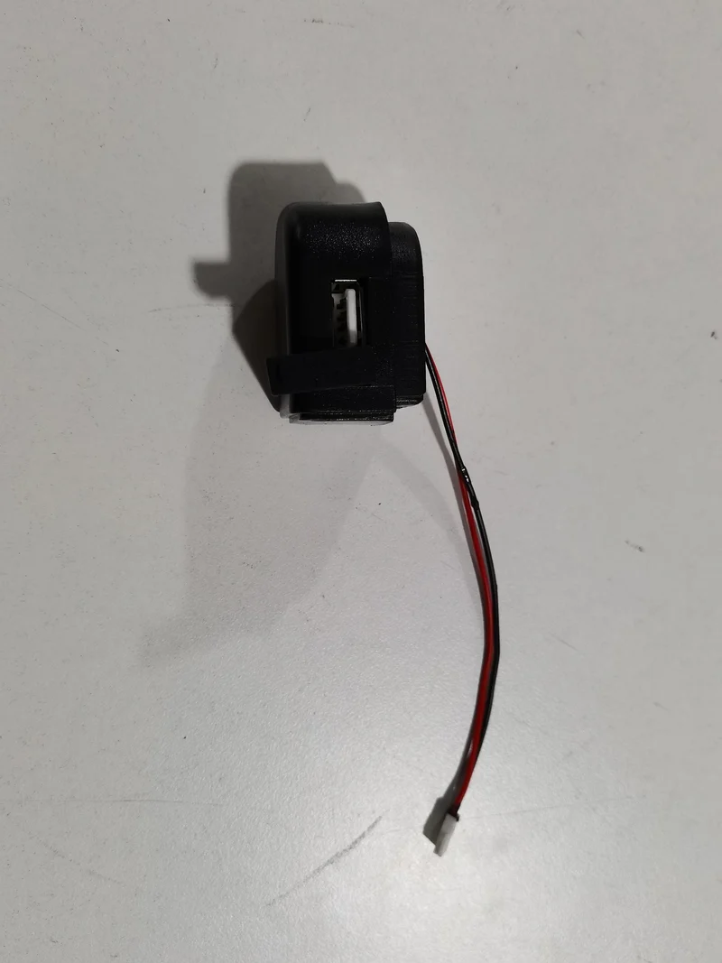 Falscher Frontscheinwerfer mit USB für i9Max/S9Max/ULMax/E9Max