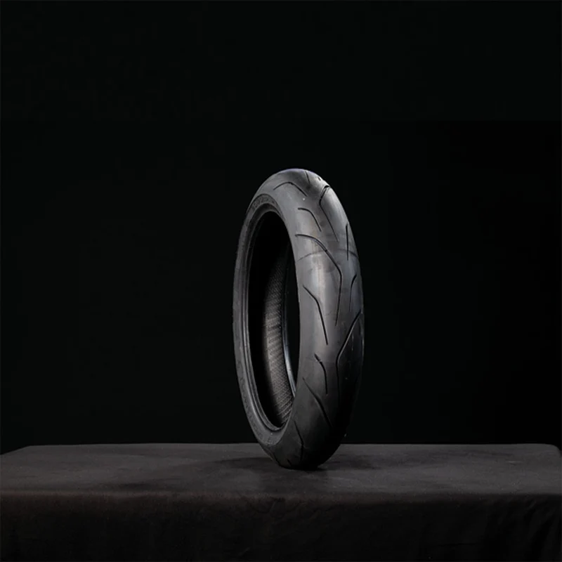 Stark Varg SM - Vorderreifen Dunlop Sportsmart TT 120/70-17 58H