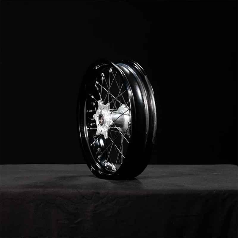 Stark Varg SM - Vorderrad 17" SM