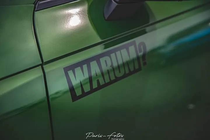 WARUM? AUFKLEBER 2 Stück