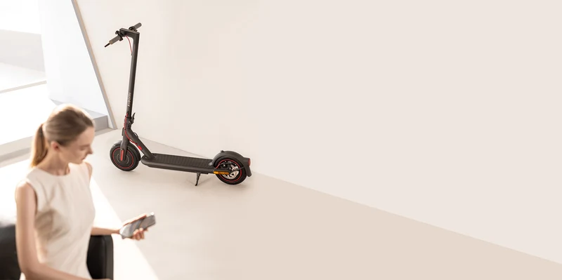 XIAOMI Gebraucht E-Scooter MI 4 Pro (ABE)