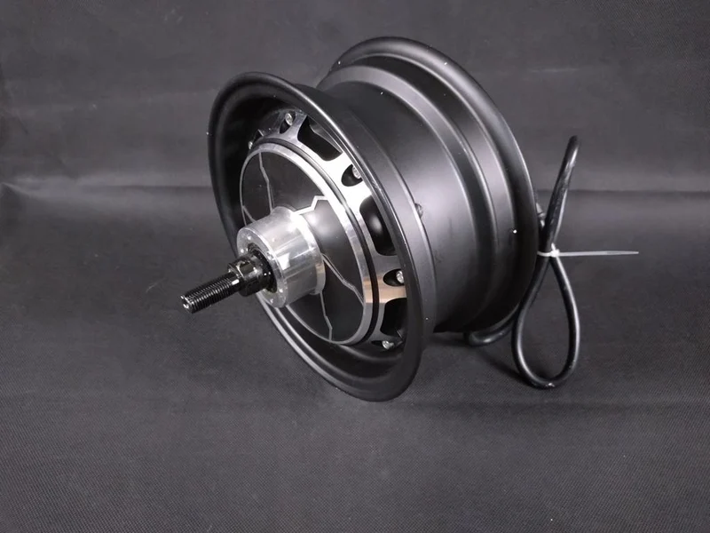 WANDLER Nabenmotor-Felge 1500W mit kurzem Anschlusskabel für K/E und A/E