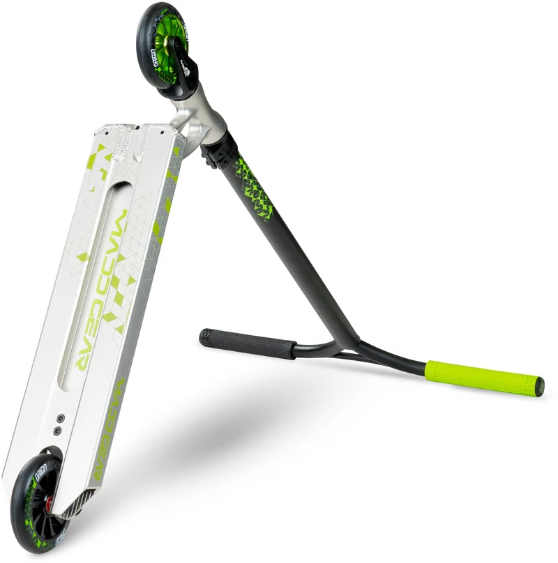 Madd Gear MGO 500 Freestyle Scooter - Pyriform