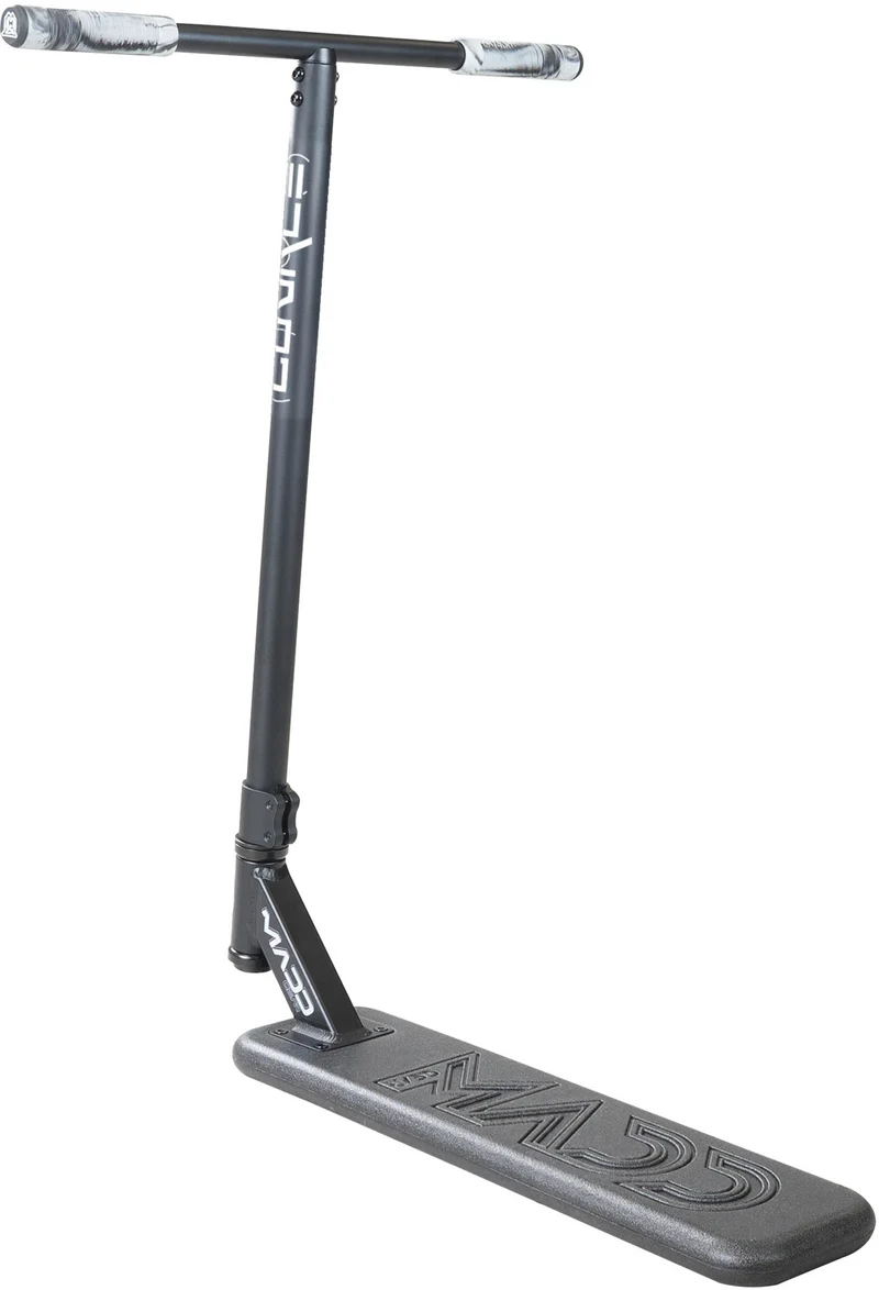 Madd Gear | Bounce Trampoline Scooter | Schwarz schwarz