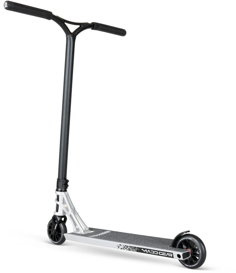 Madd Gear MGX 550 Stunt Scooter – Silver Dust