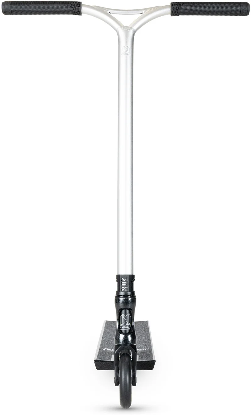 Madd Gear MGO 550 Stunt Scooter - Jet Black