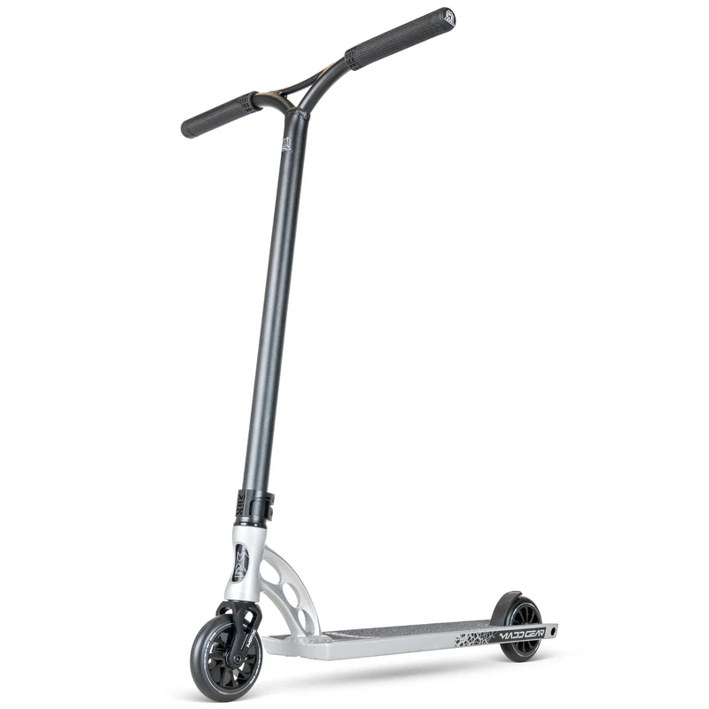 Madd Gear MGO 550 Stunt Scooter - Silver Dust