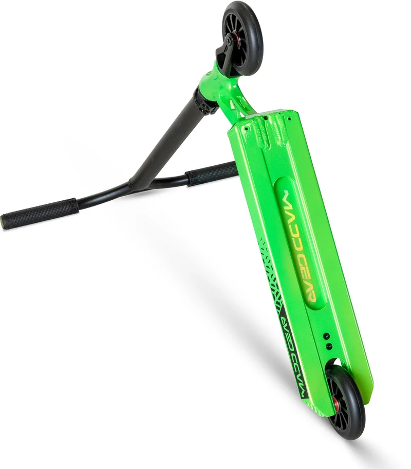Madd Gear MGO 450 Stunt Scooter - Dragon Skin