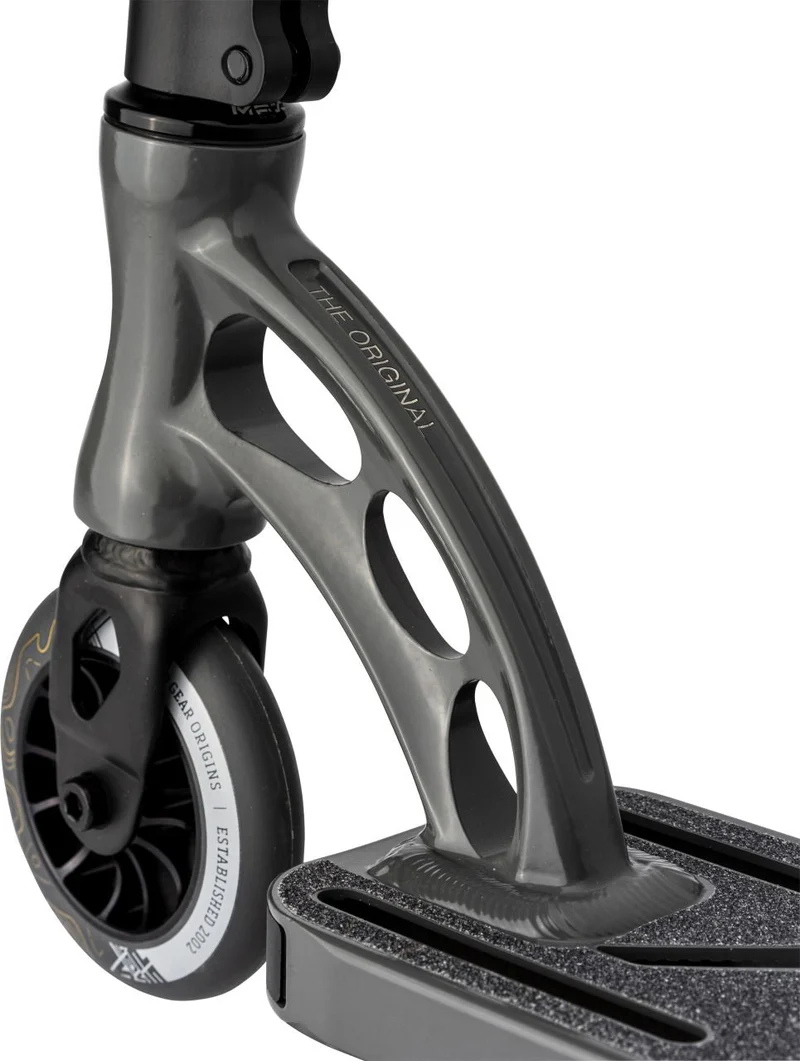 MGP Origin Shredder Stunt Scooter - Grau-Weiss