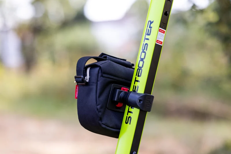 KLICKfix E-Scooter-Halterung für Taschen und Körbe (STREETBOOSTER Two)