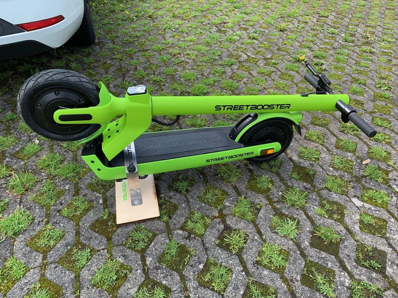 Kfz-Kofferraumhalterung für deinen STREETBOOSTER (One/Two)
