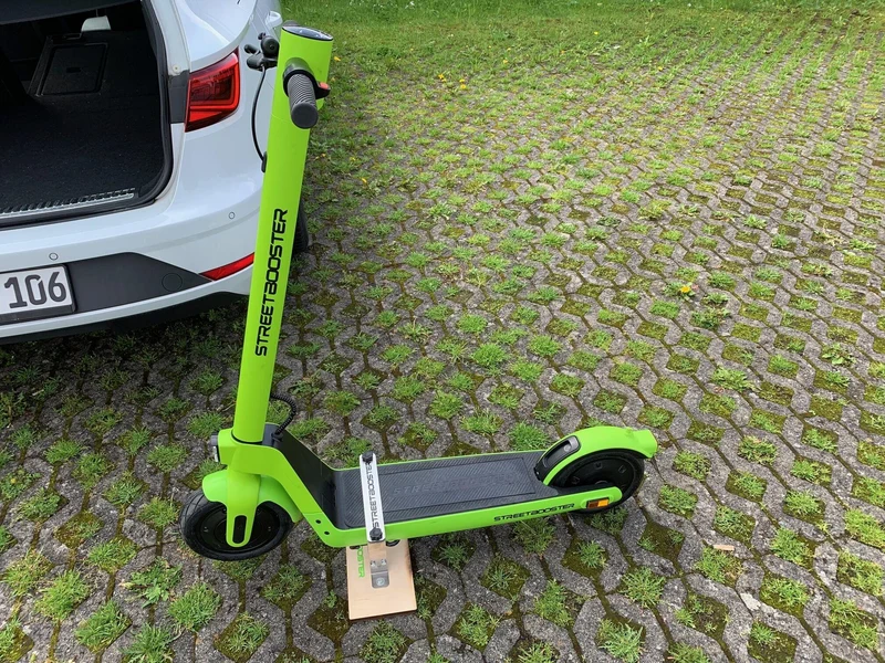 Kfz-Kofferraumhalterung für deinen STREETBOOSTER (One/Two)
