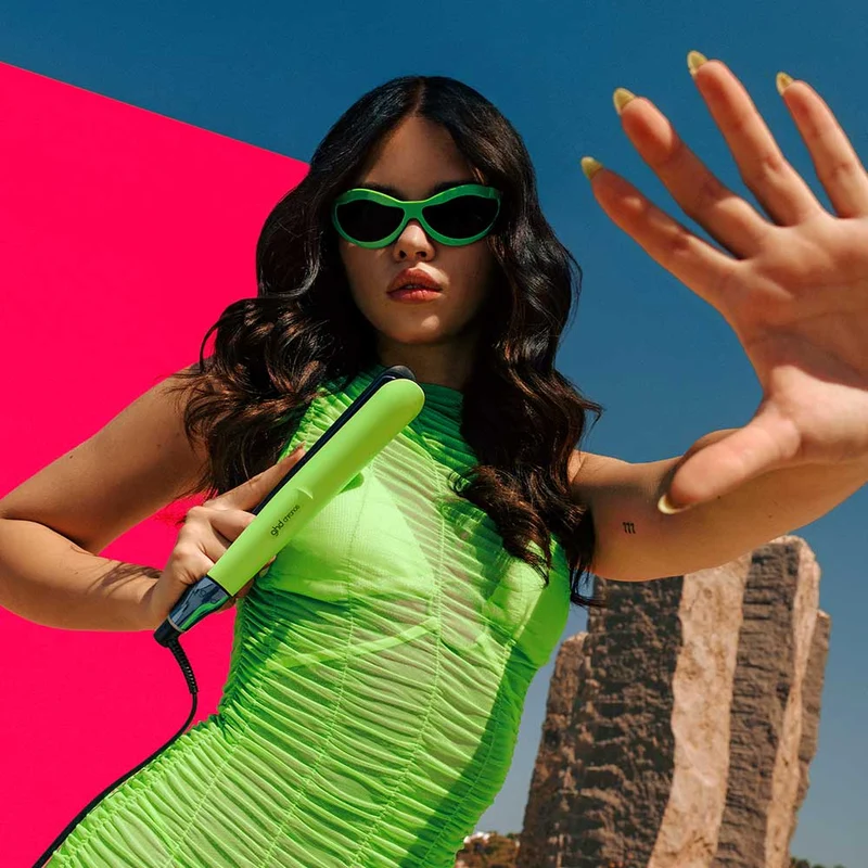 chronos Ultra-Fast HD Hair Straightener in Cyber Lime
