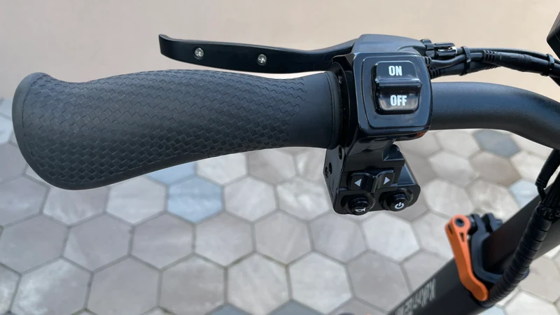 Használt KuKirin G2 MAX elektromos roller (Újszerű állapot)