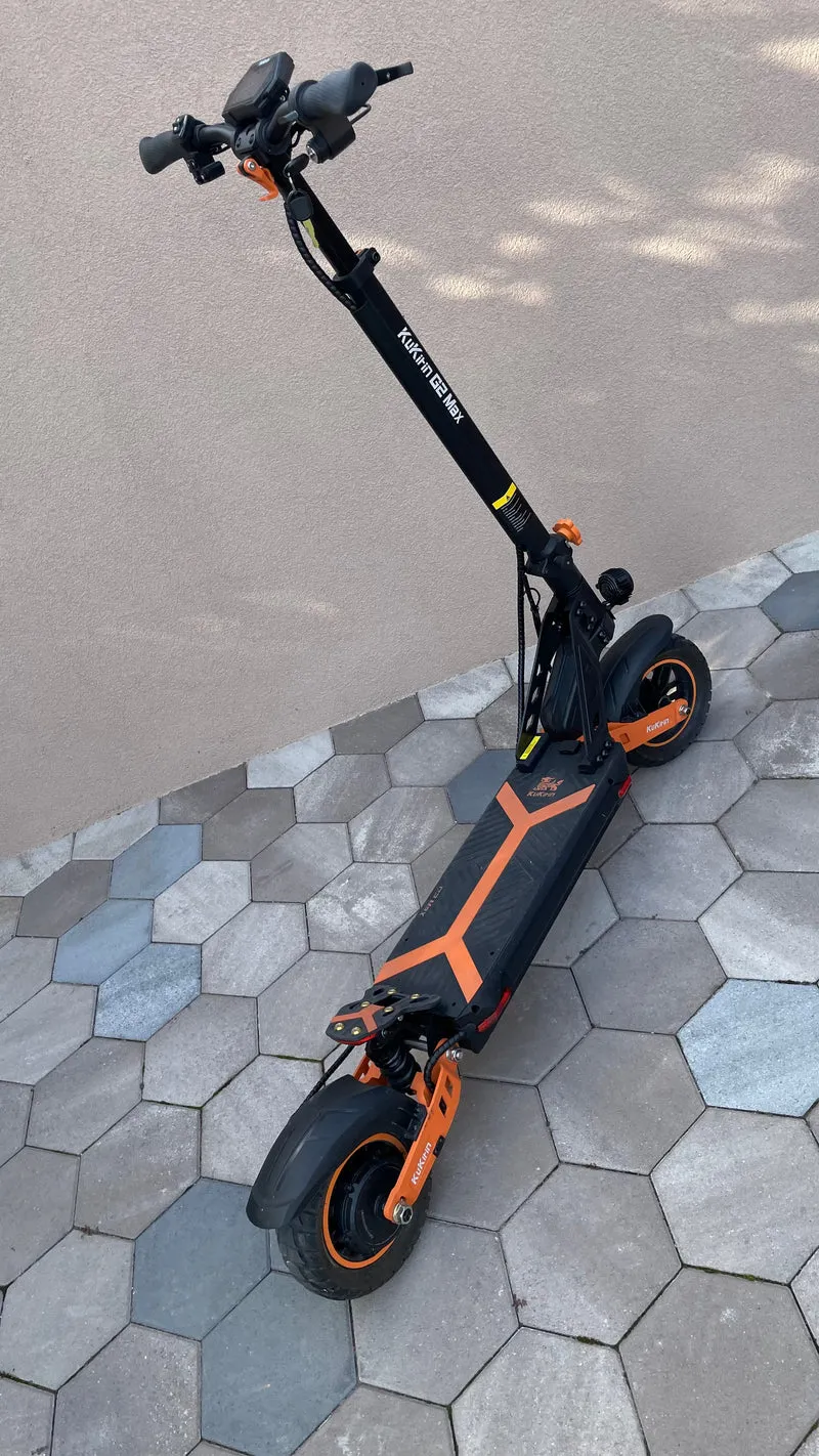Használt KuKirin G2 MAX elektromos roller (Újszerű állapot)