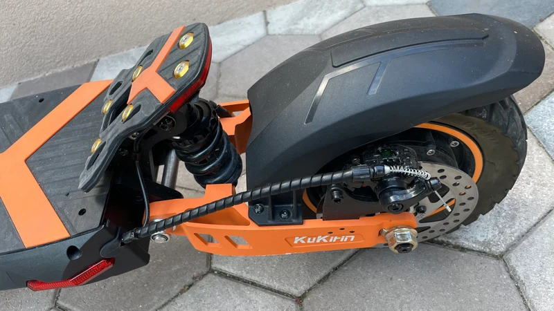 Használt KuKirin G2 MAX elektromos roller (Újszerű állapot)
