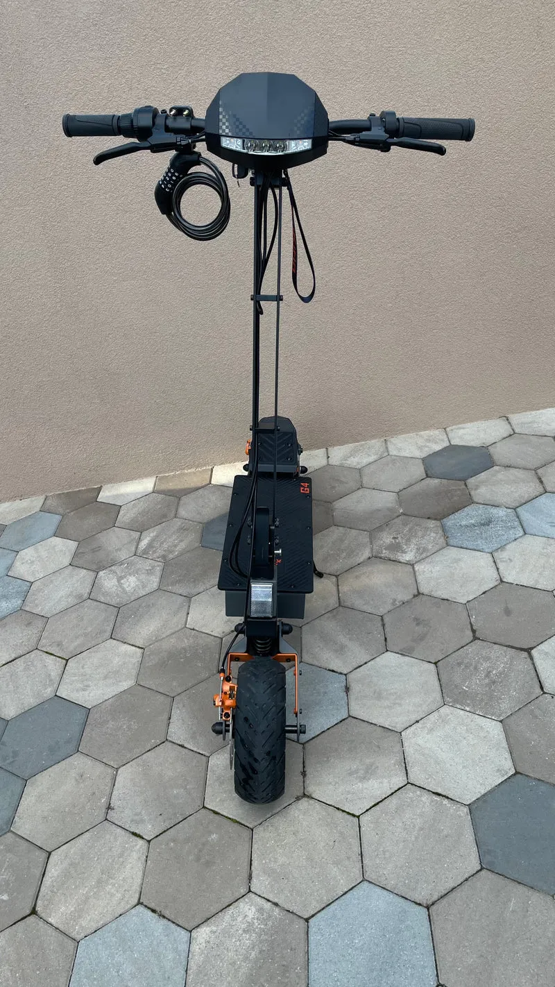 Használt KuKirin G4 elektromos roller (Kiváló állapot)