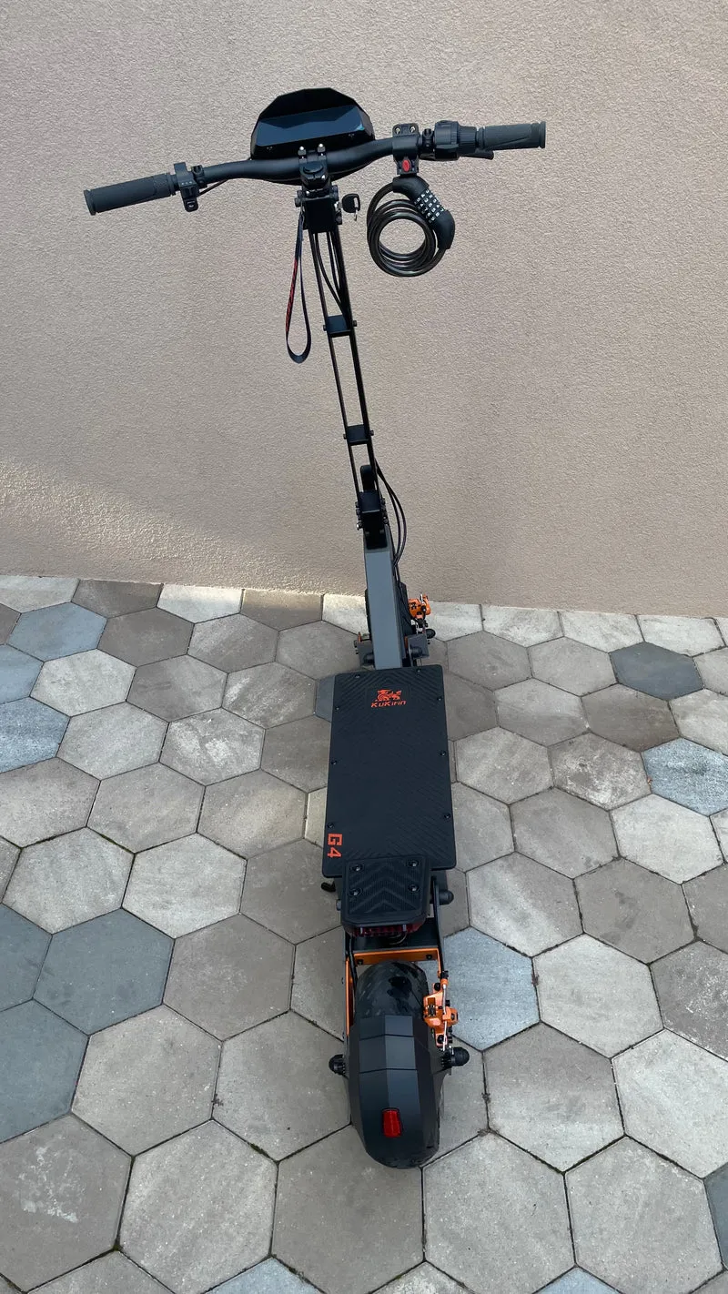 Használt KuKirin G4 elektromos roller (Kiváló állapot)