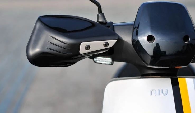 Universal-Handschutz für NIU-Roller