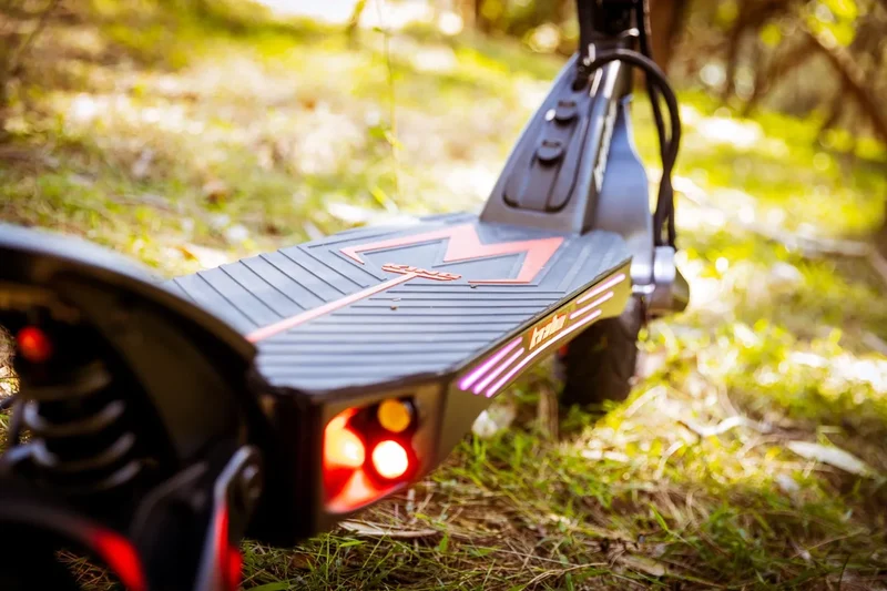 Kaabo Mantis King GT | 60V 24ah 1100W Dual Motors