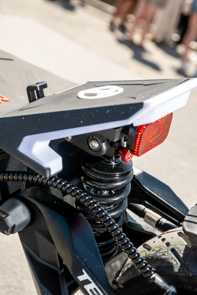 Teverun Fighter 11+ 2.0 | 60V 35ah 2500W Dual Motors