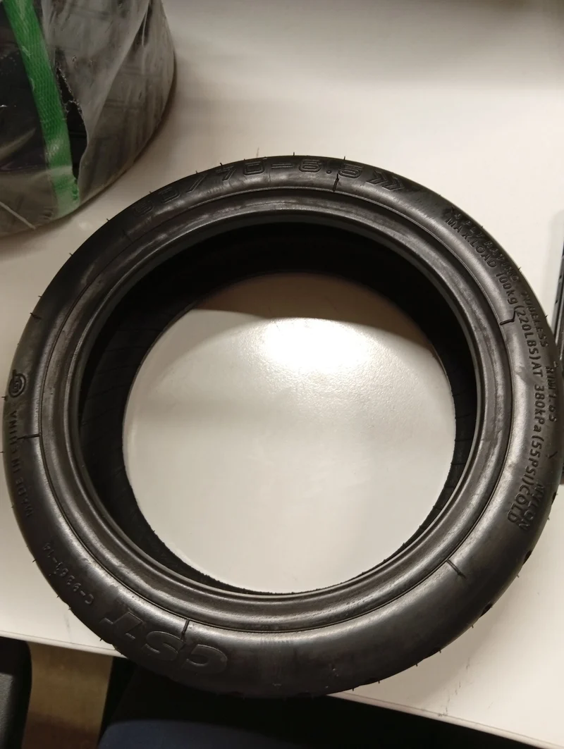 Tubeless Reifen 60/70-6.5 mit Gelschicht mit Ventil für Ninebot F3 Pro Vorne