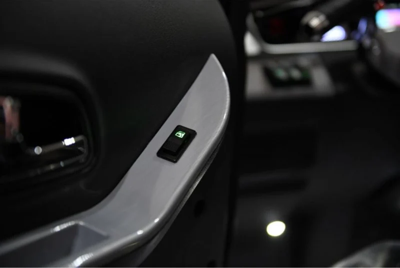 SXT Ecodrive E-Kabinenroller | führerscheinfrei