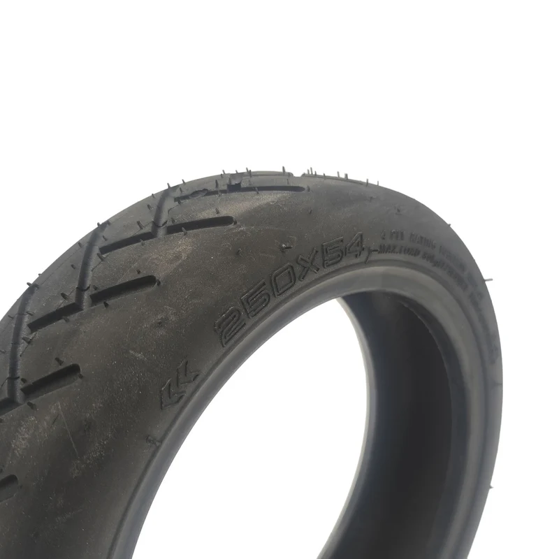 250x54 CST Reifen Tubeless ohne Gelschicht