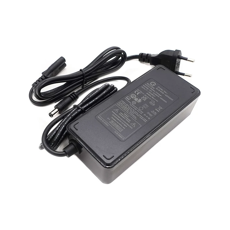 Chargeur 36V - 42V / 2A (connecteur DC 5.5 - 2.5mm)