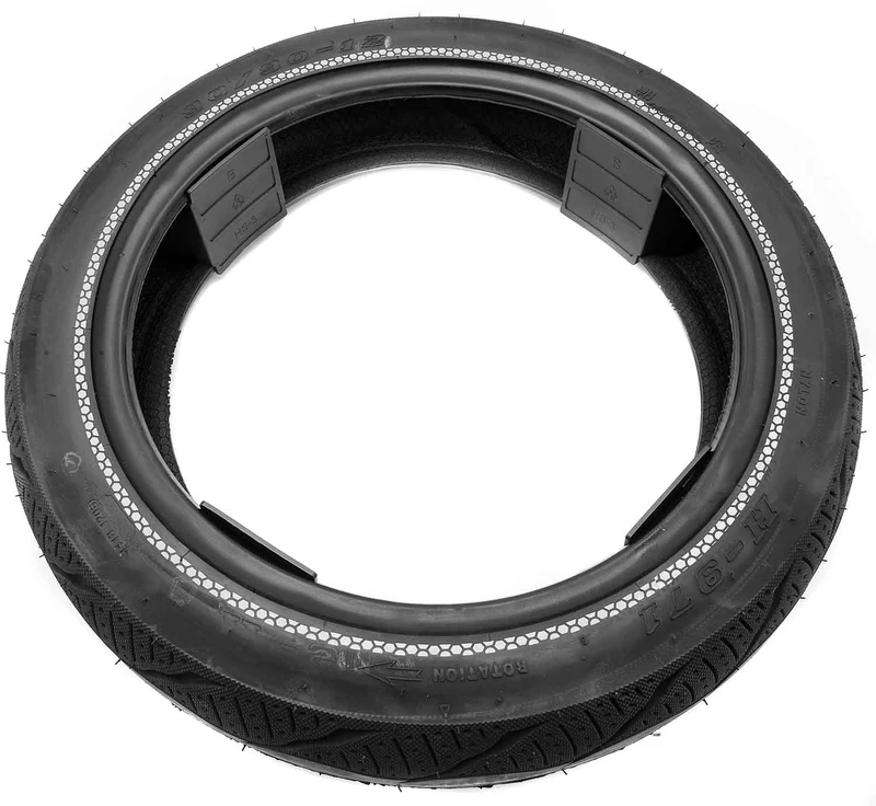 Reifen vorne mit Strassenprofil 90 / 90 - 12 ( H - 971 )