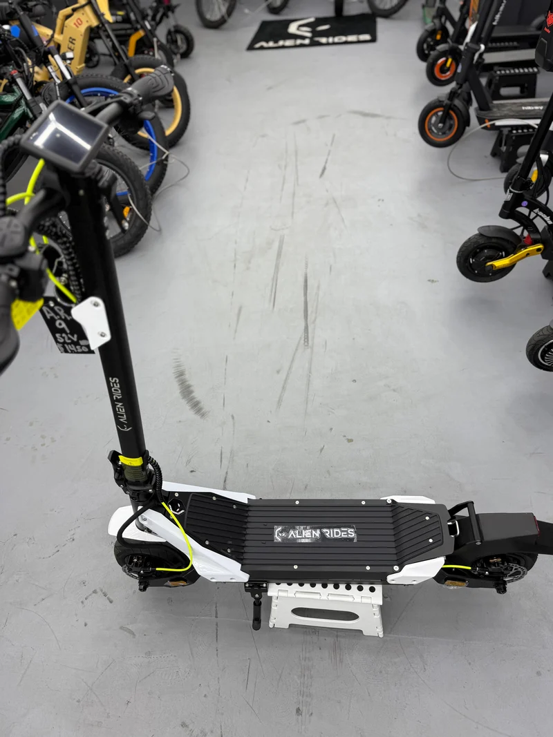 AR-9 Electric Scooter 52v 18.5 (2 month Alien Care Basic for FREE)