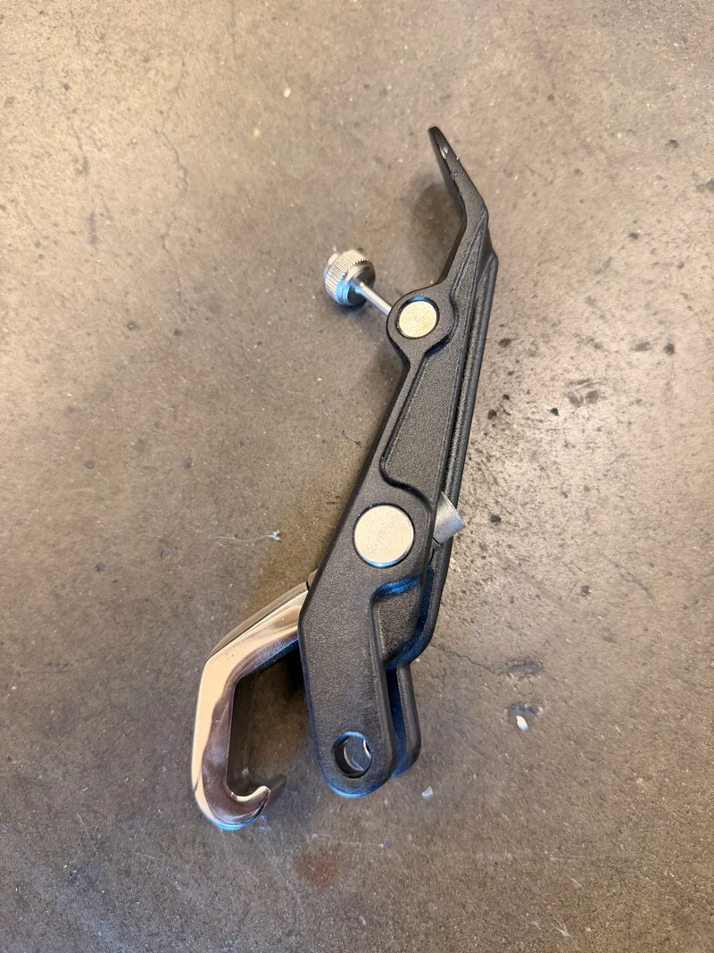 Vsett 10 Apex folding hook
