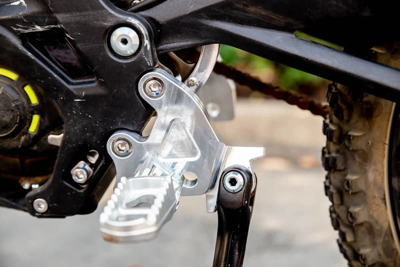 Billet Peg Bracket Singles Compatbile With Surron