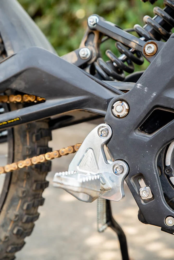 Billet Peg Brackets Kit With Kickstand Compatible with Surron
