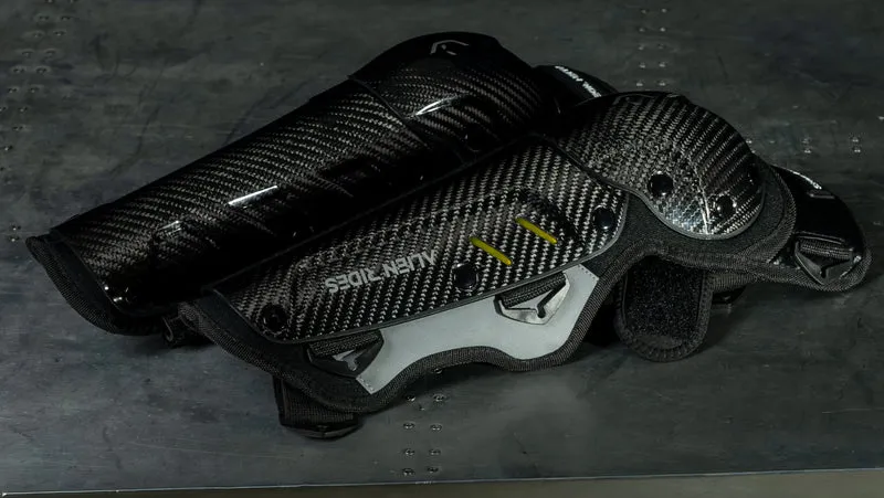 Alien Rides Carbon Fiber Protective Elbow and Knee Pads