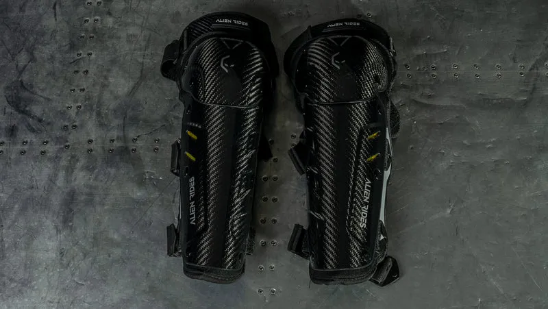 Alien Rides Carbon Fiber Protective Elbow and Knee Pads