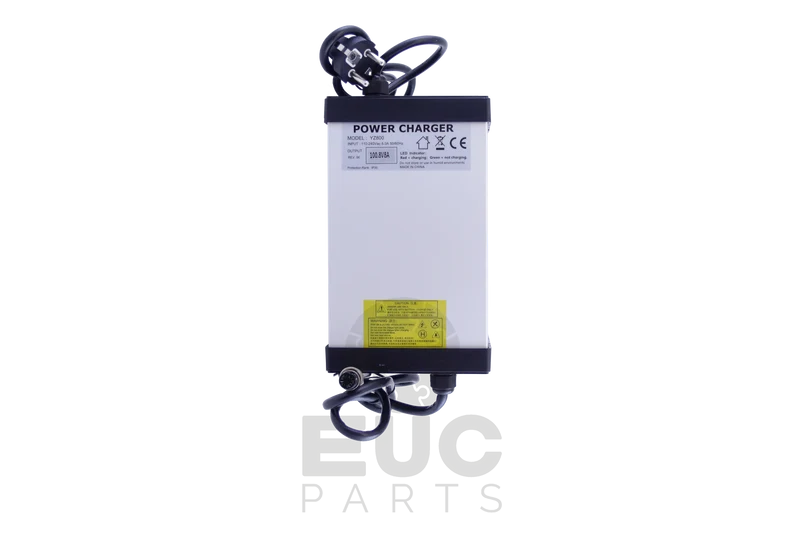 Fast Charger 100,8V, 8A 5 pin