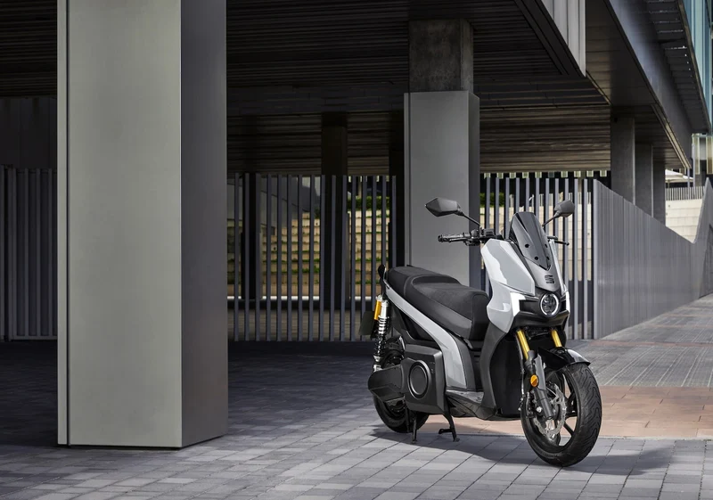 SEAT MÓ 125 Performance Elektroroller Barcelona Grey