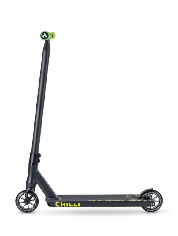 The Chilli Pro Scooter Reaper Venom M groen