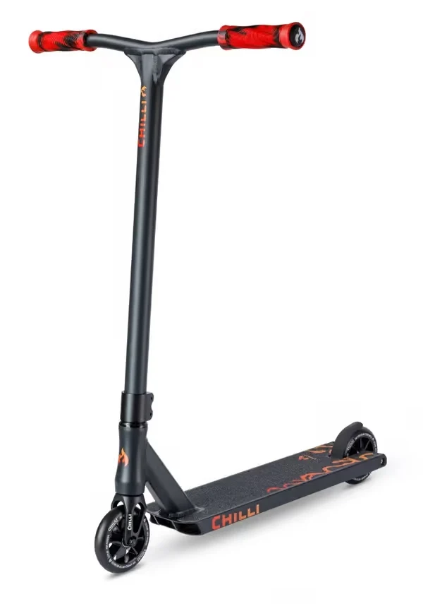 The Chilli Pro Scooter Reaper Venom M rood